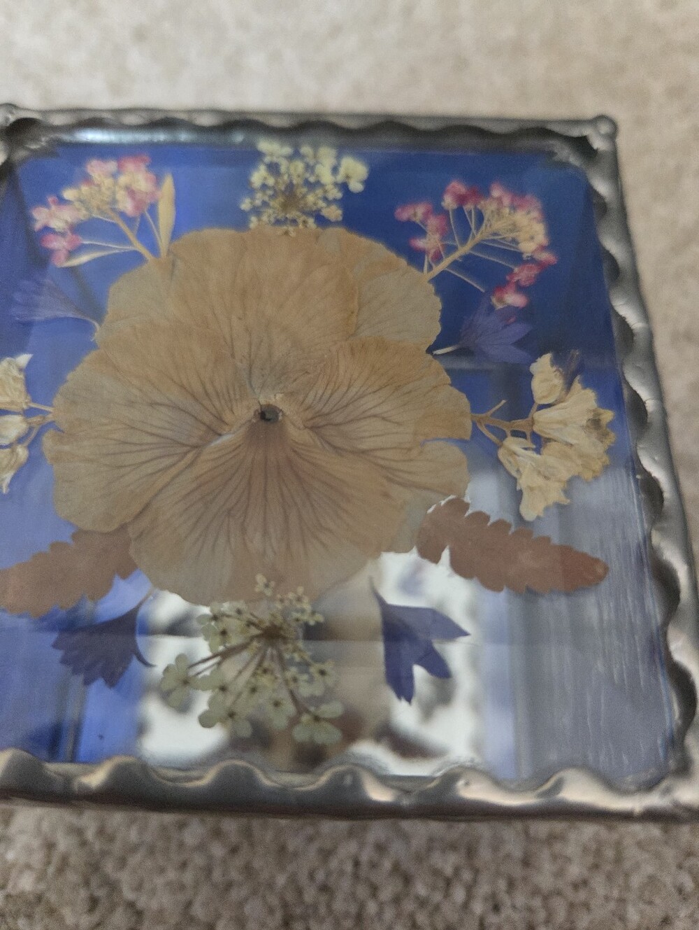 Blue Stained Glass Trinket Box with Pressed Flower Lid - Picture 5 of 5
